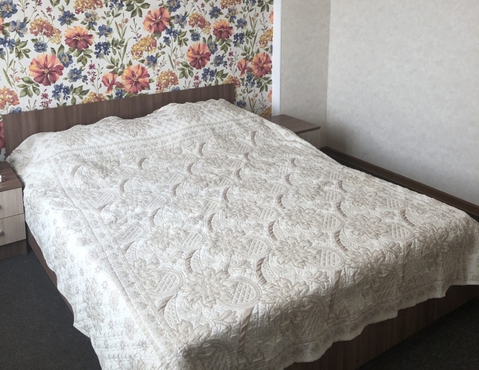 Люкс 4-местный 3-комнатный корпус 8 - Санаторий «Им. Н. К. Крупской» Евпатория